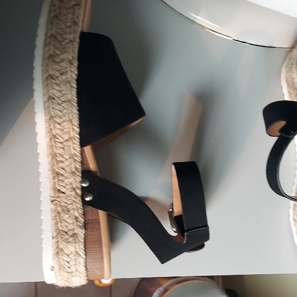 Soda Black Espadrille Platform Sandals - Picture 3 of 6